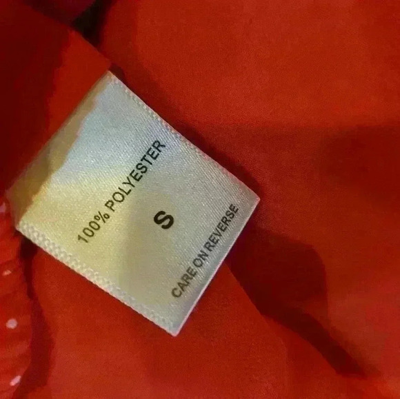 🌻NEW YORK & COMPANY OFF THE SHOULDER RED POLKA DOT - Picture 2 of 7